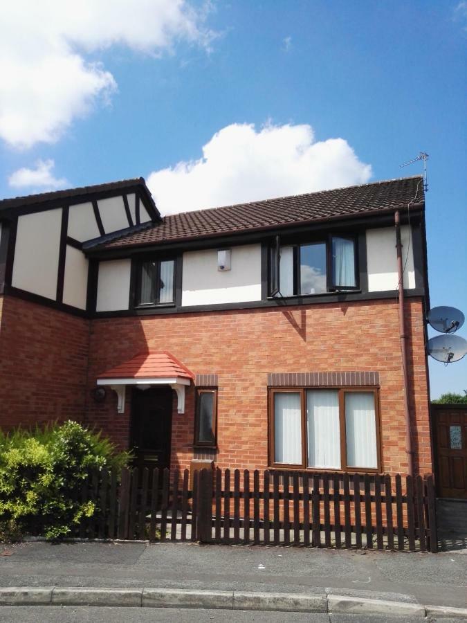 Richflo Holiday Rentals Manchester Exterior photo