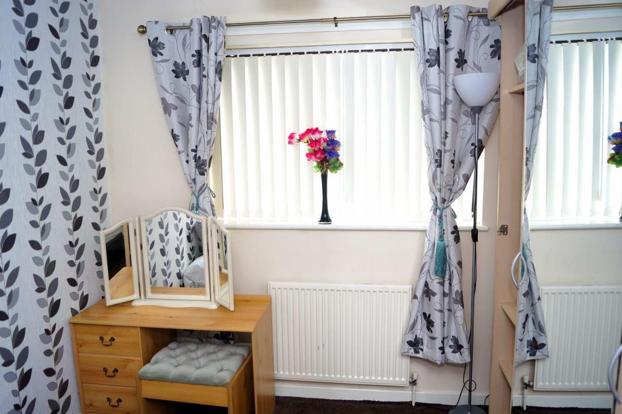 Richflo Holiday Rentals Manchester Exterior photo